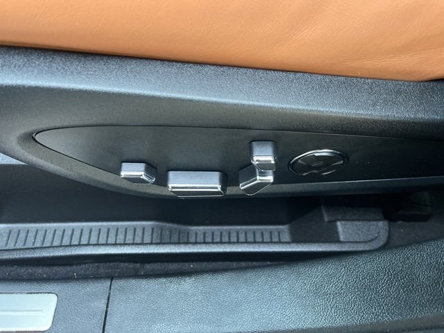 2023 Lincoln Nautilus Black Label