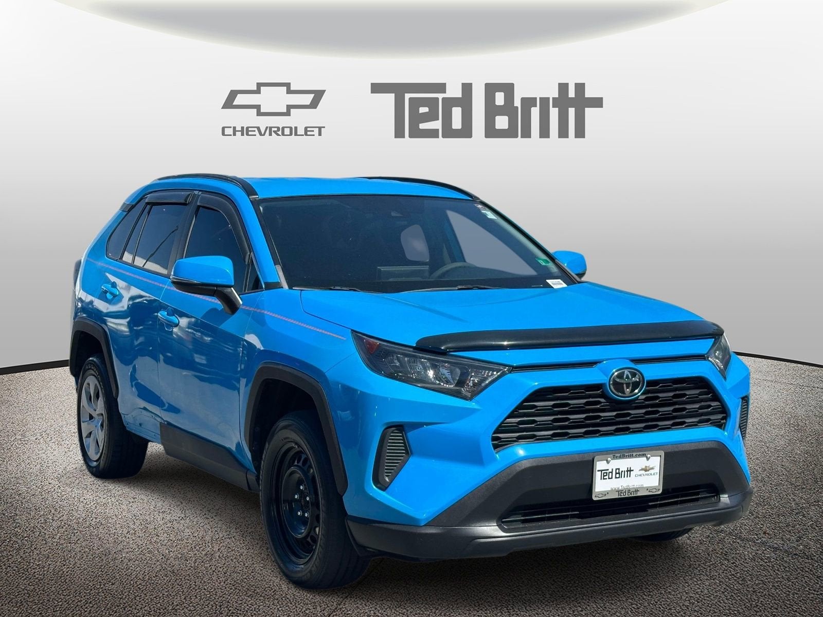 2020 Toyota RAV4 LE