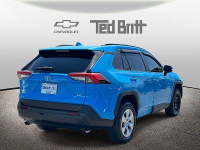 2020 Toyota RAV4 LE