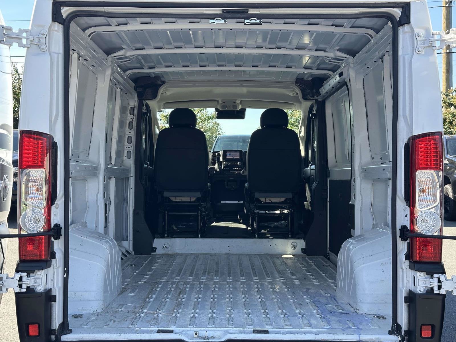 2025 RAM ProMaster 2500 Cargo Van Tradesman Low Roof 136" WB w/Pass Seat