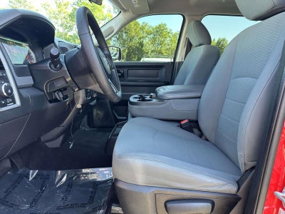 2017 RAM 1500 Express Crew Cab 4x4 5'7" Box