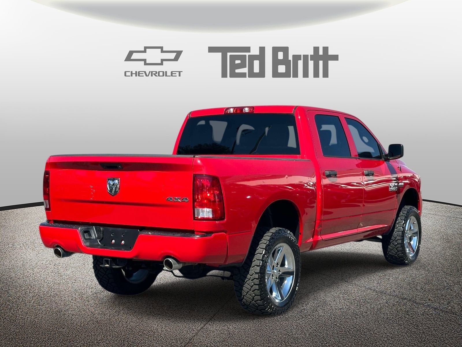 2017 RAM 1500 Express Crew Cab 4x4 5'7" Box