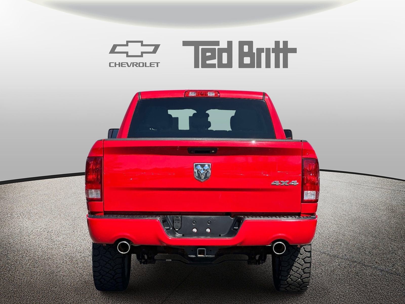 2017 RAM 1500 Express Crew Cab 4x4 5'7" Box