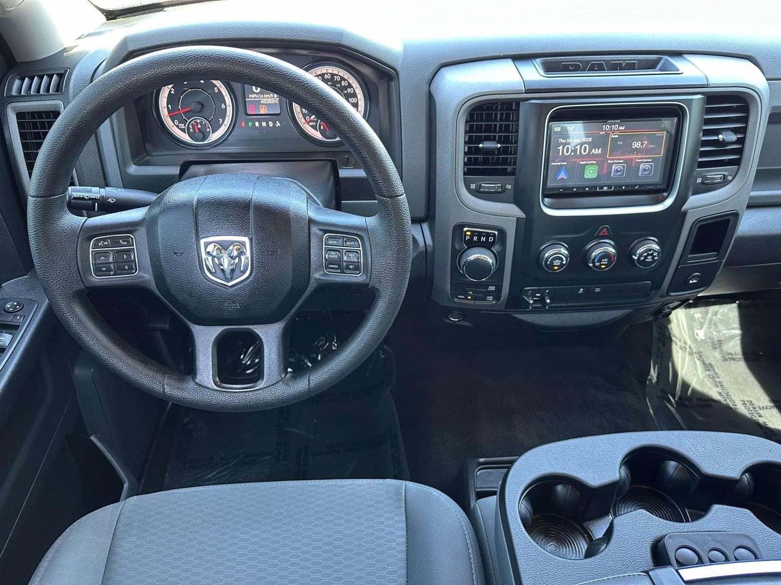 2017 RAM 1500 Express Crew Cab 4x4 5'7" Box