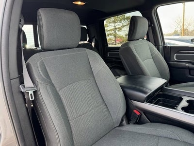 2020 RAM 2500 Big Horn Crew Cab 4x4 6'4" Box