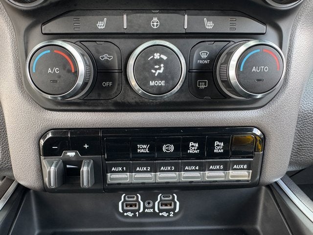 2020 RAM 2500 Big Horn Crew Cab 4x4 6'4" Box