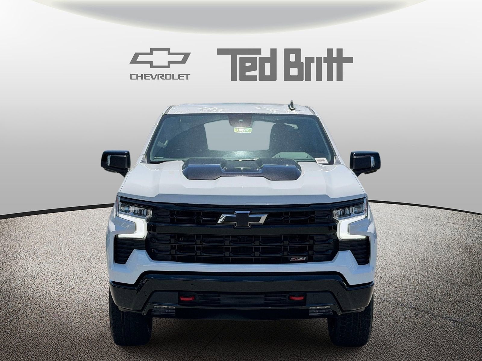 2026 Chevrolet Silverado 1500 LT Trail Boss - Photo 2