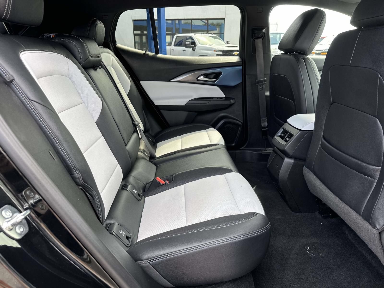 2024 Chevrolet Equinox EV 2LT