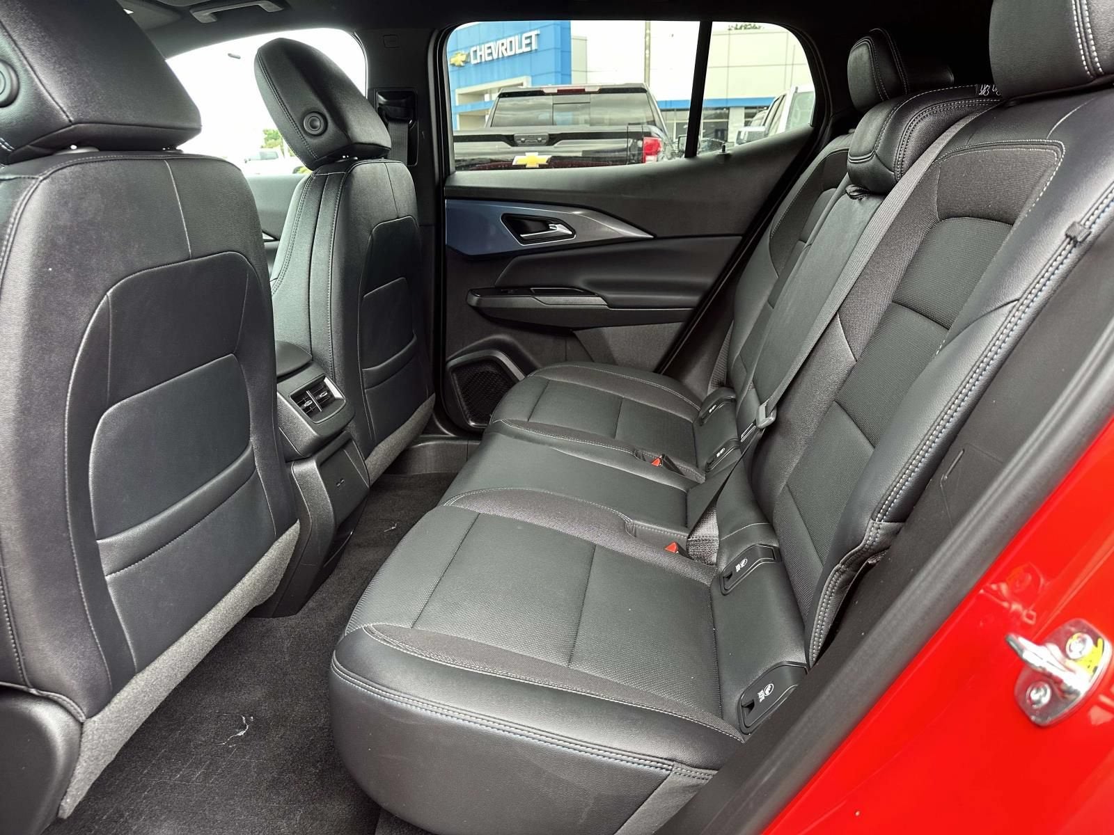 2024 Chevrolet Equinox EV 2LT