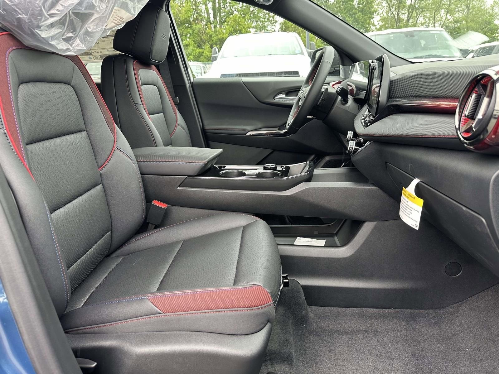 2026 Chevrolet Equinox RS - Photo 25
