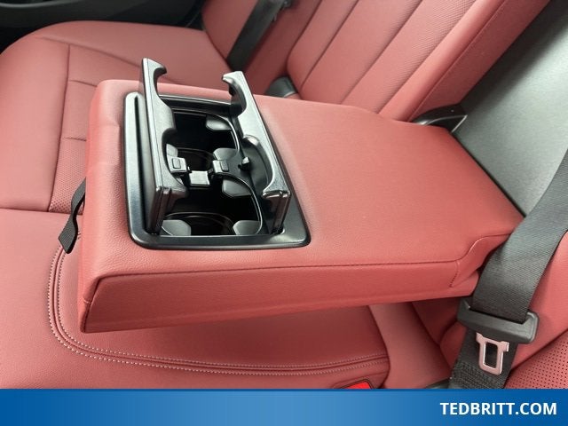 2024 BMW 3 Series 330i xDrive