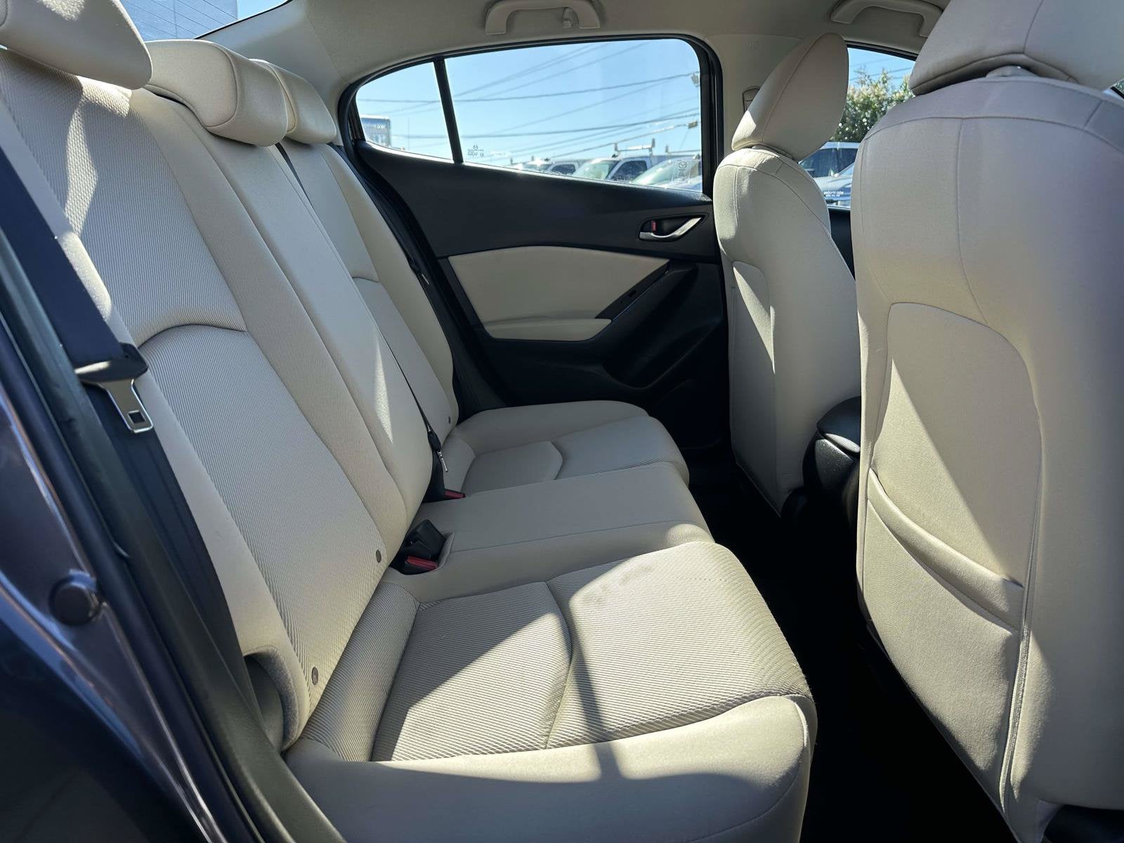 2017 Mazda Mazda3 4-Door Sport