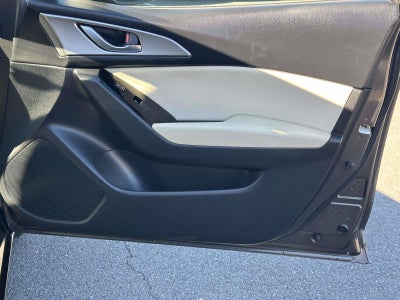 2017 Mazda Mazda3 4-Door Sport