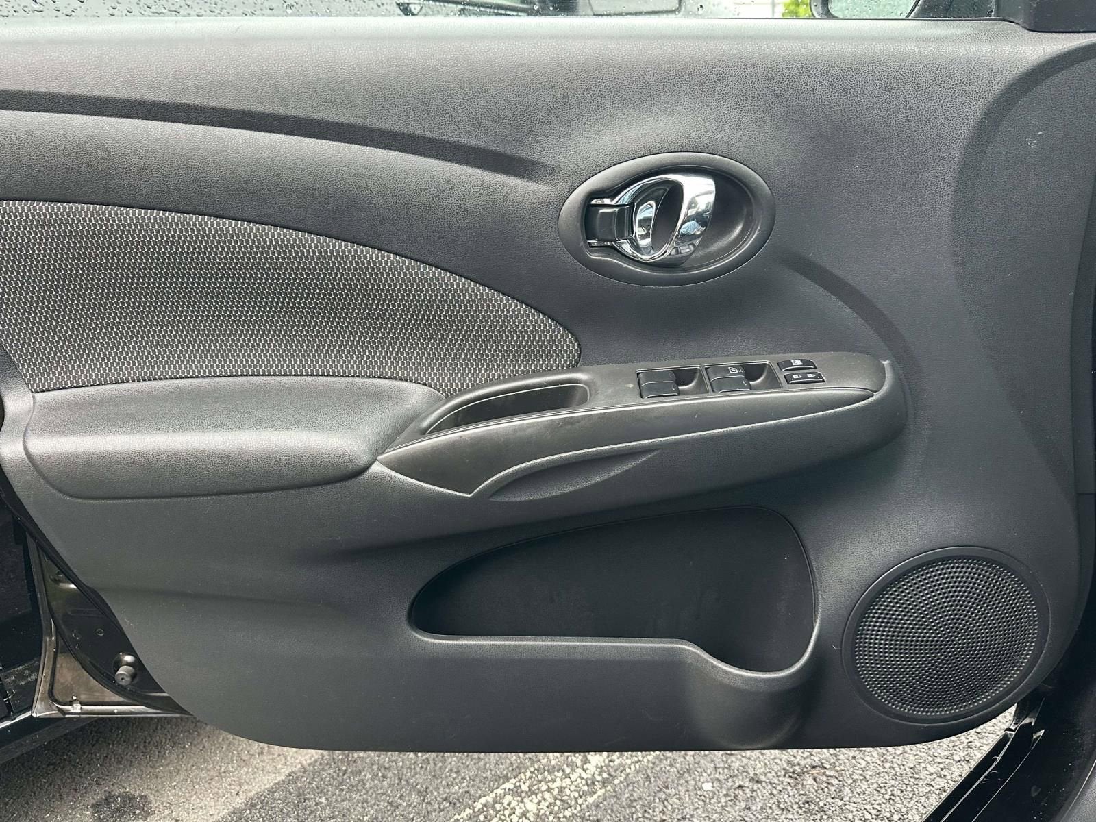 2016 Nissan Versa 1.6 SV