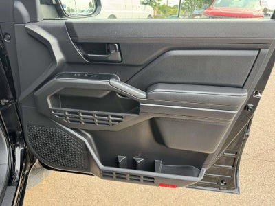 2025 Toyota Tacoma SR