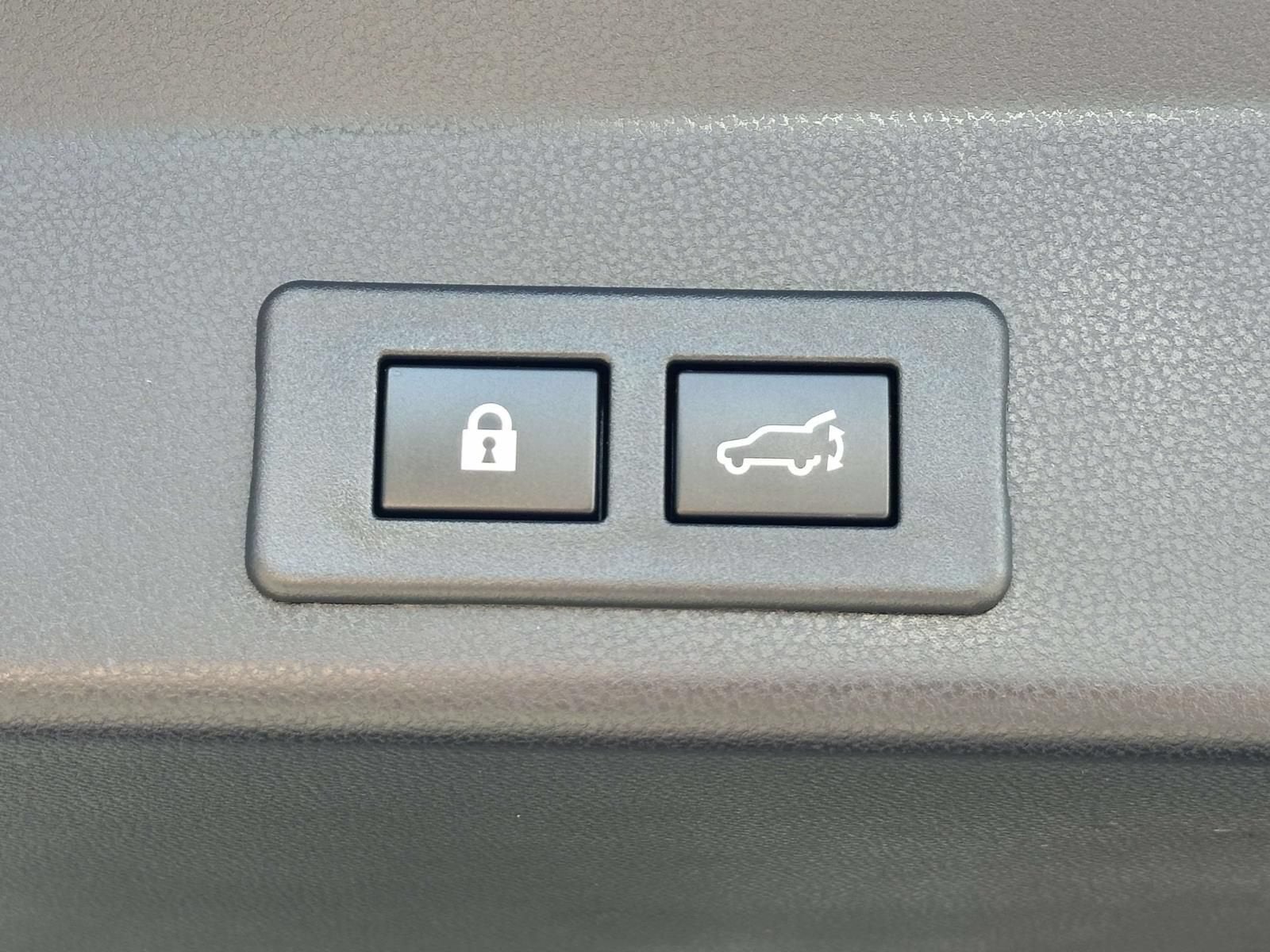 2023 Subaru Ascent Premium