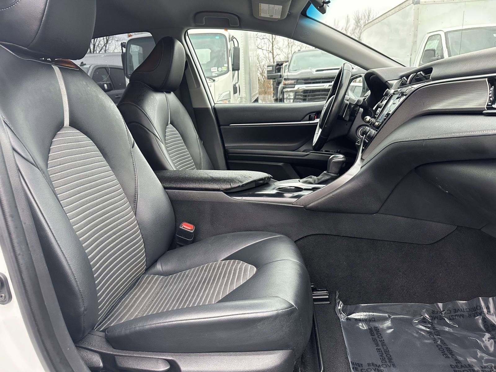 2020 Toyota Camry SE Nightshade Edition