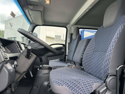 2025 Chevrolet Low Cab Forward 4500 HG Base