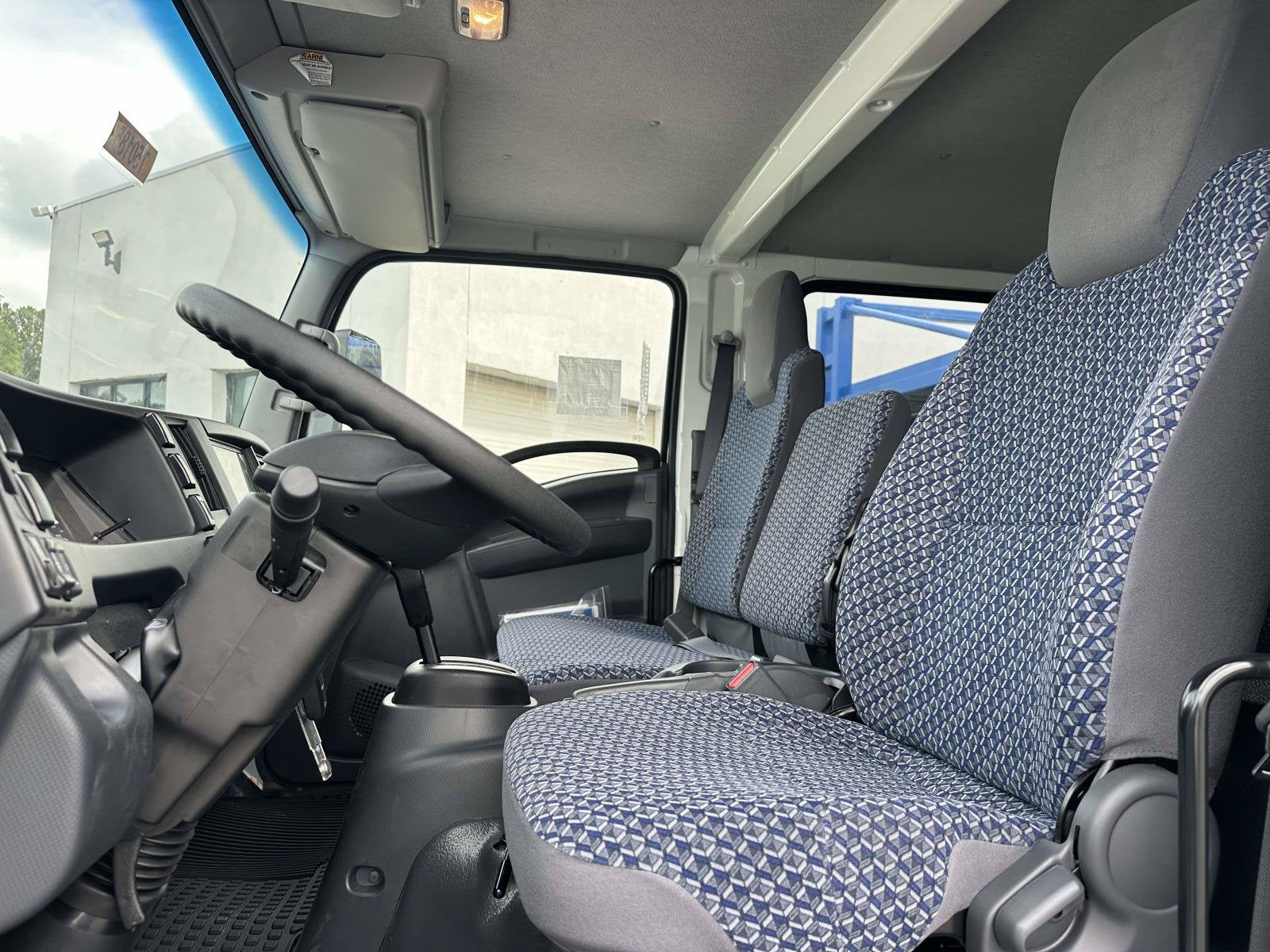 2025 Chevrolet Low Cab Forward 4500 HG Base
