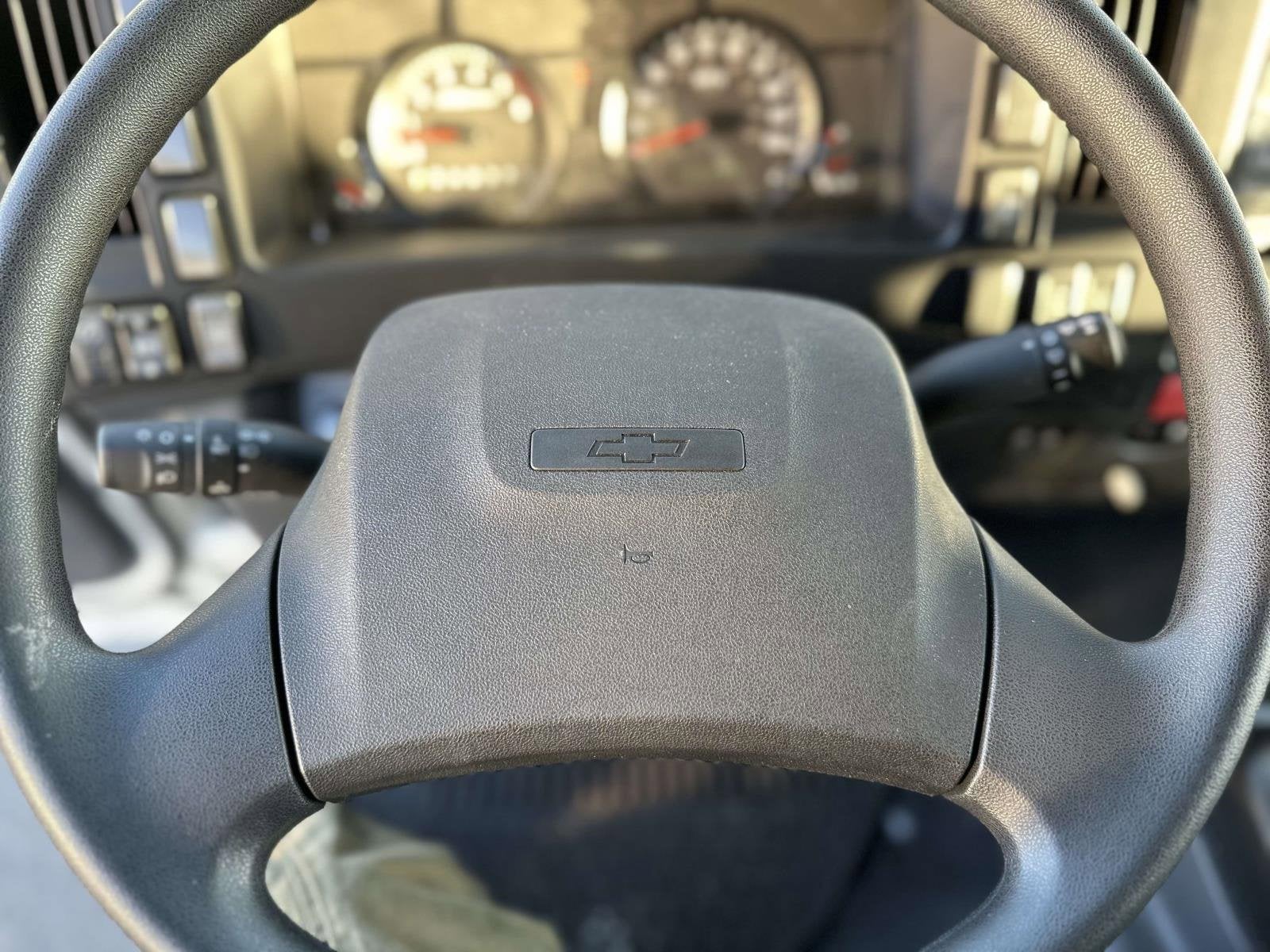 2025 Chevrolet Low Cab Forward 5500 XG Base