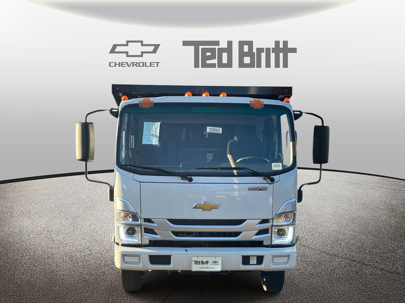 2025 Chevrolet Low Cab Forward 5500 XG Base