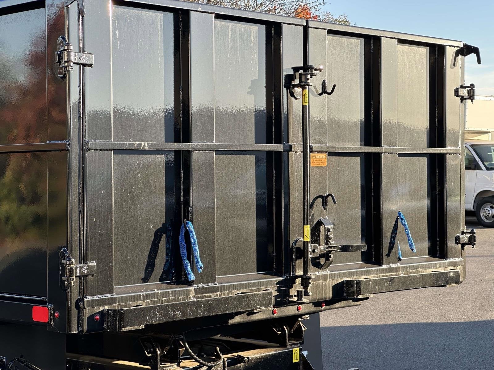 2025 Chevrolet Low Cab Forward 5500 XG Base