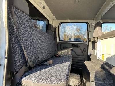 2025 Chevrolet Low Cab Forward 5500 XG Base