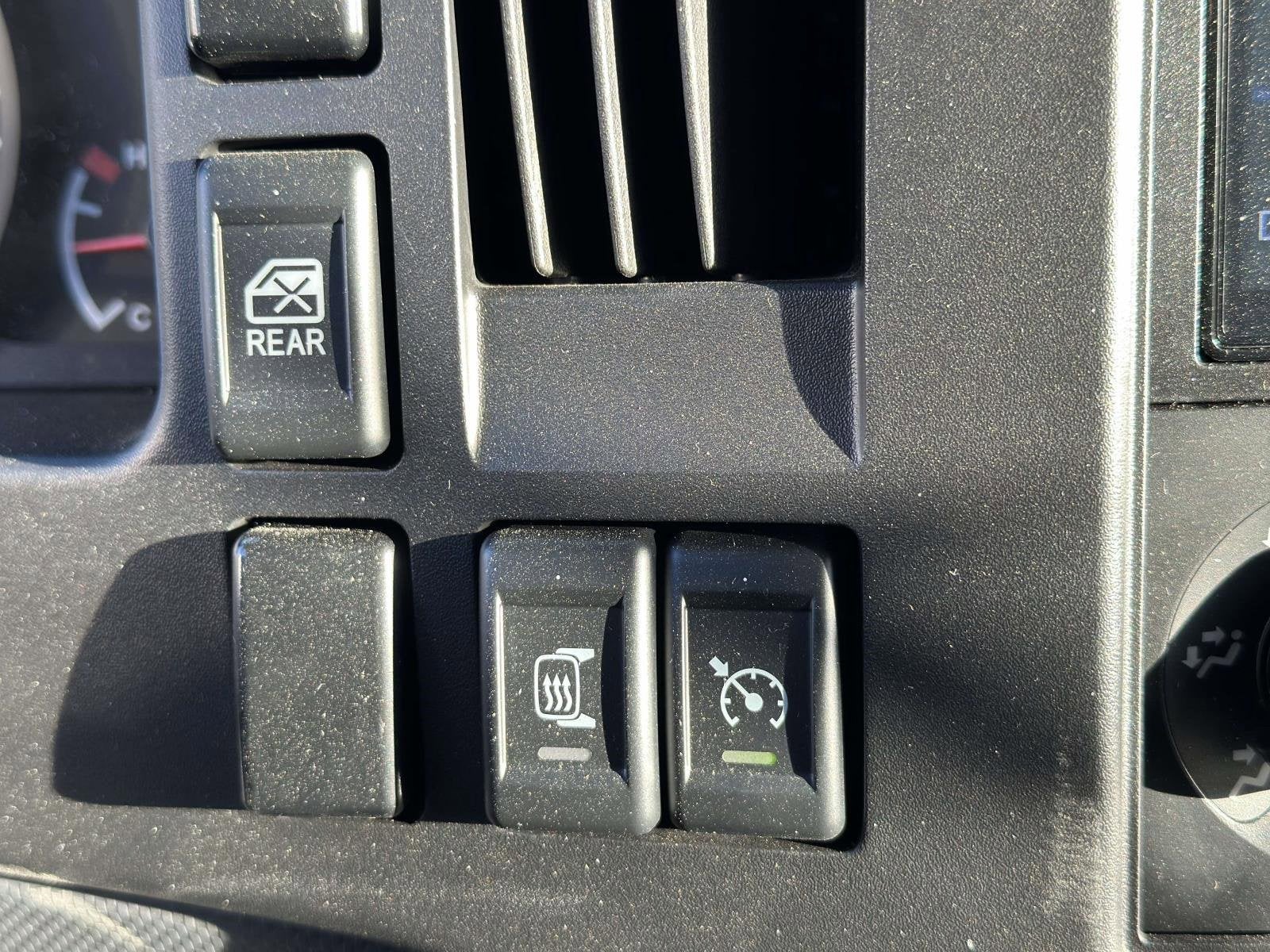 2025 Chevrolet Low Cab Forward 5500 XG Base