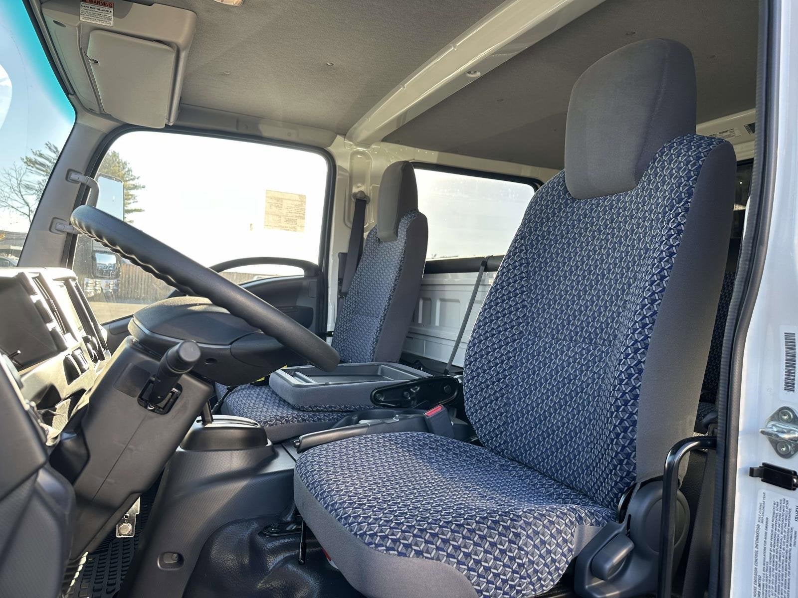 2025 Chevrolet Low Cab Forward 5500 XG Base