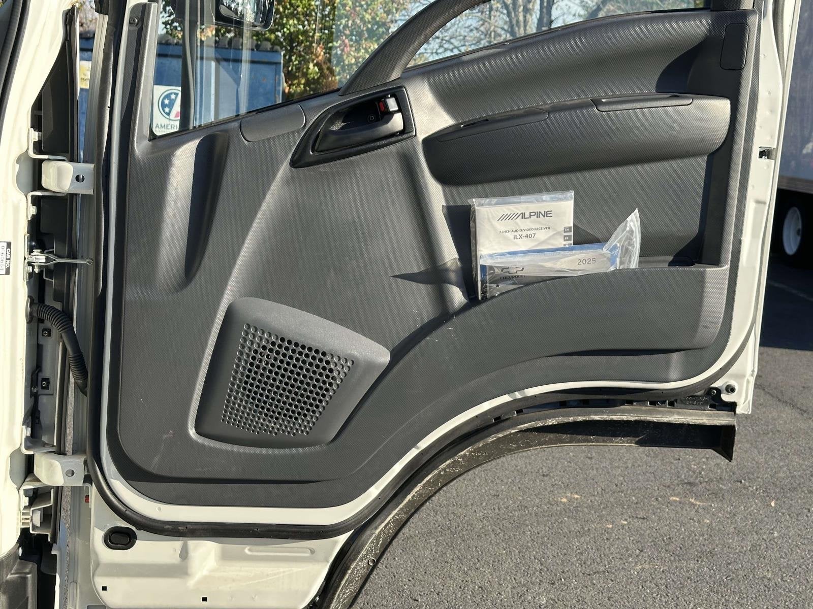 2025 Chevrolet Low Cab Forward 5500 XG Base