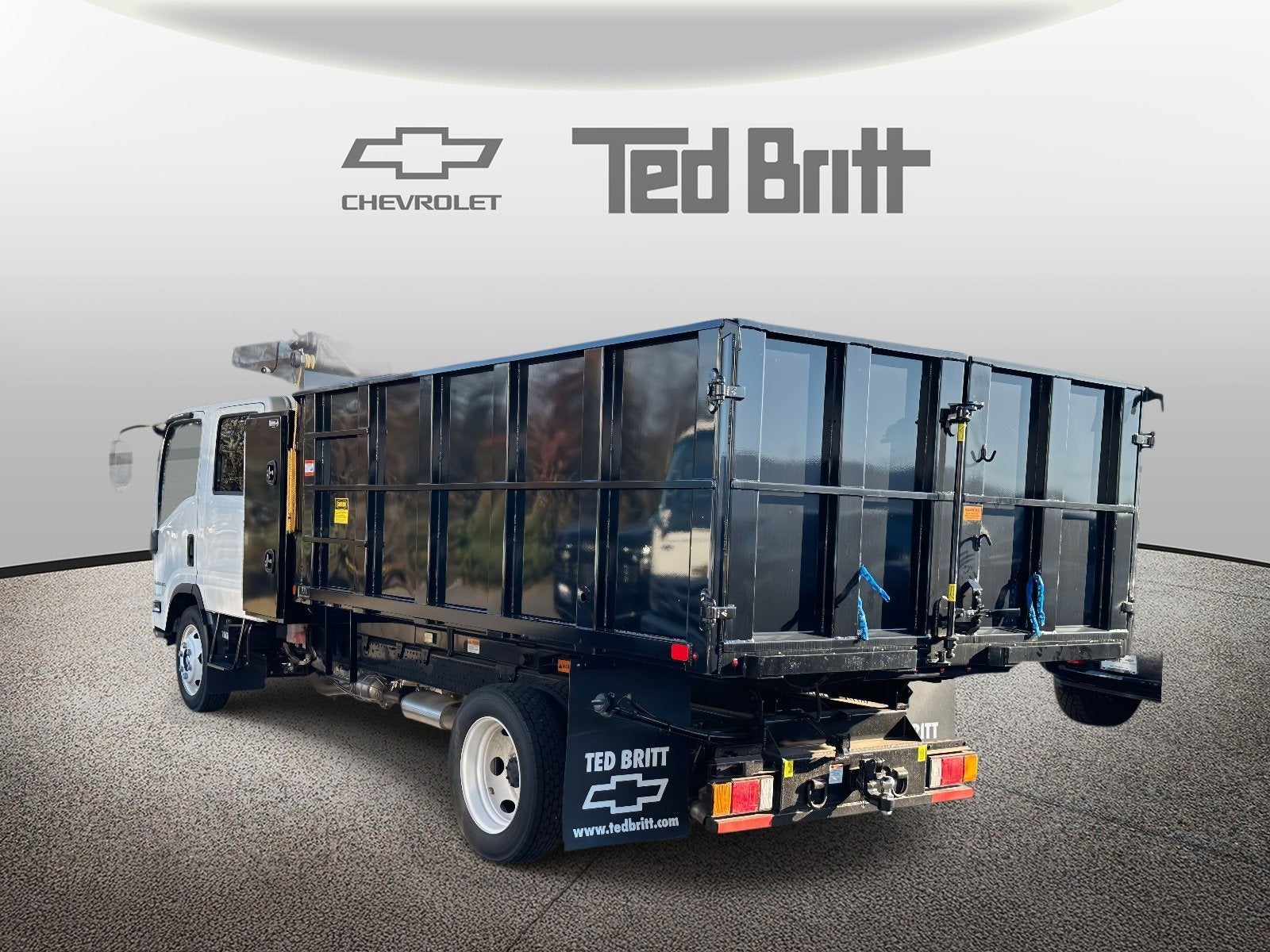 2025 Chevrolet Low Cab Forward 5500 XG Base