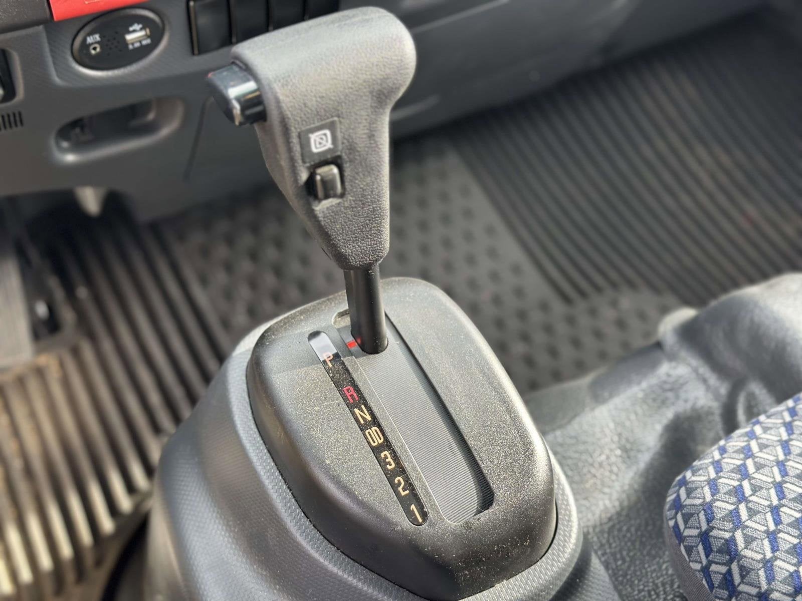 2025 Chevrolet Low Cab Forward 5500 XG Base