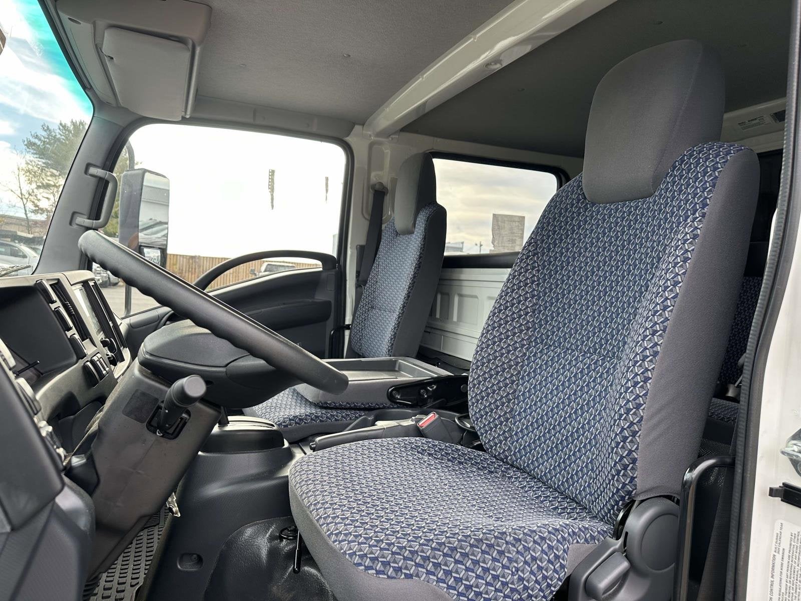 2025 Chevrolet Low Cab Forward 5500 XG Base