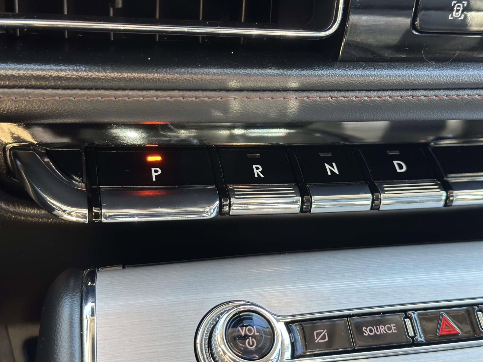 2023 Lincoln Aviator Standard