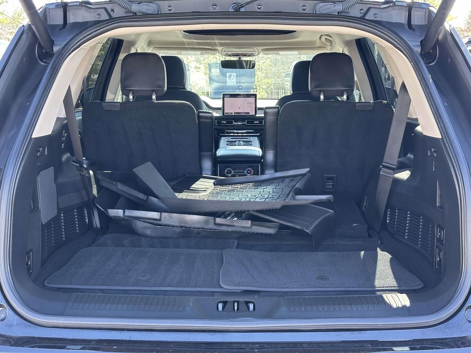 2023 Lincoln Aviator Standard