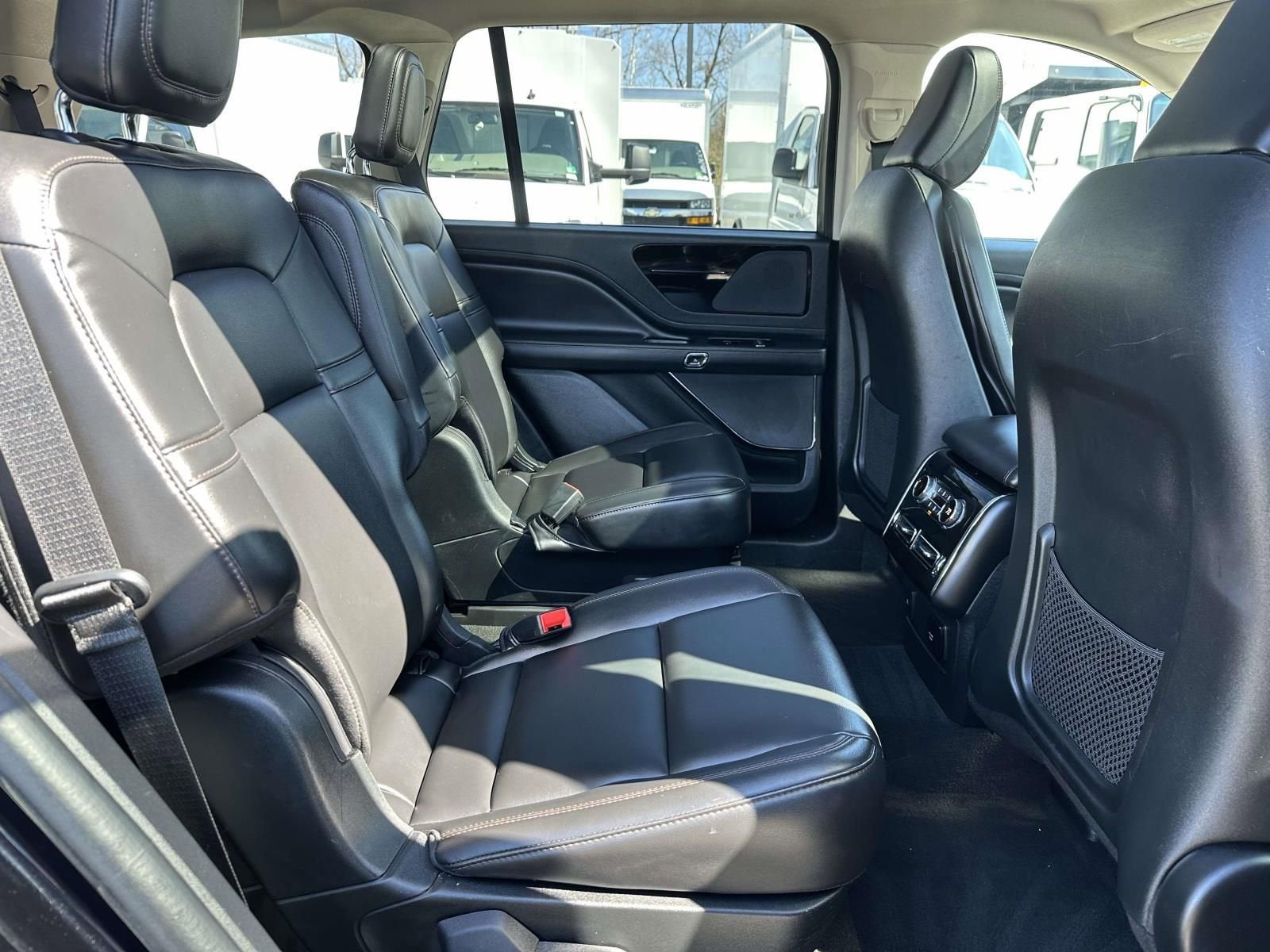 2023 Lincoln Aviator Standard