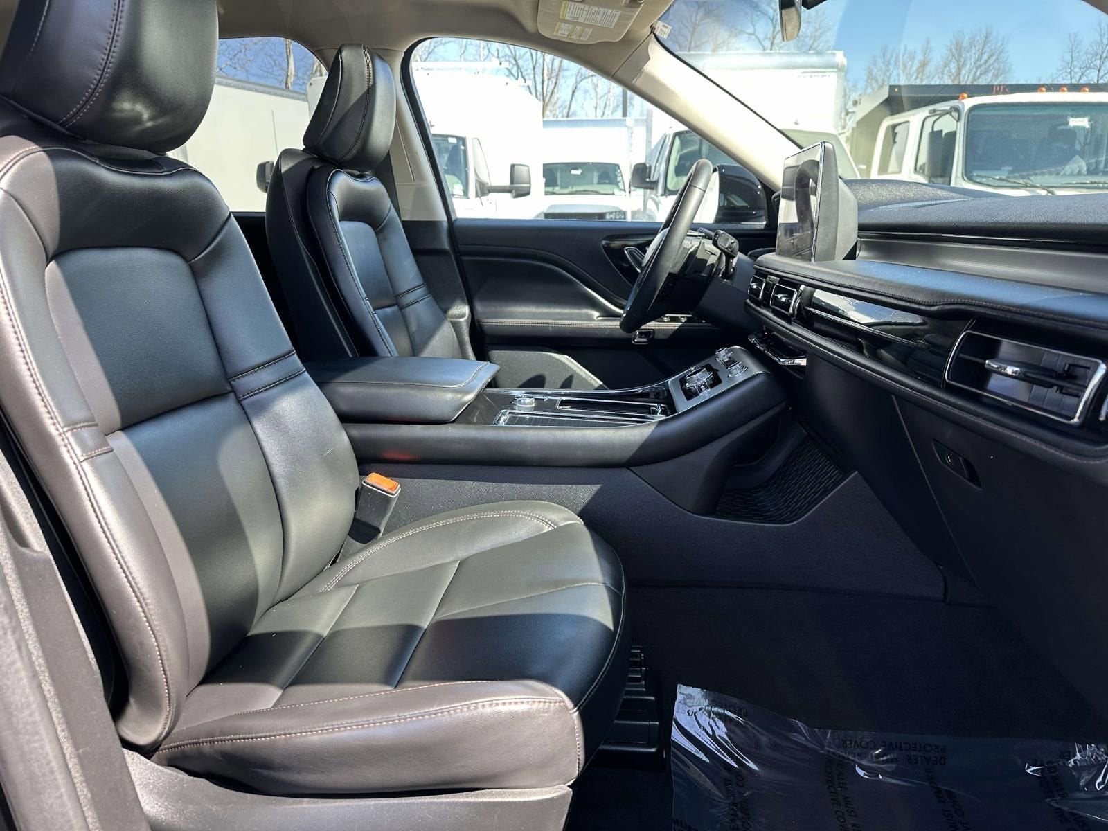 2023 Lincoln Aviator Standard