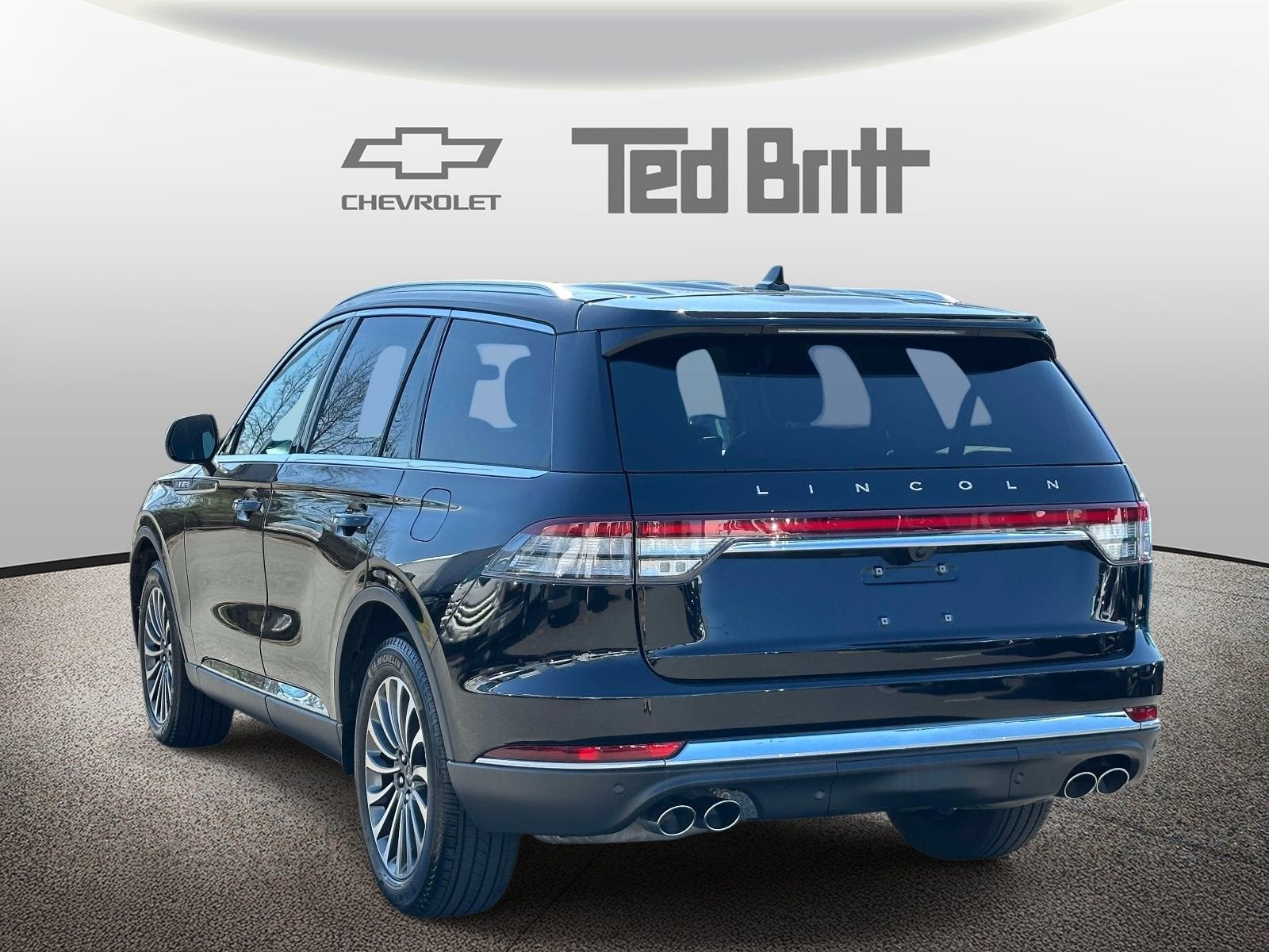 2023 Lincoln Aviator Standard