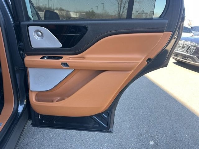 2023 Lincoln Aviator Black Label