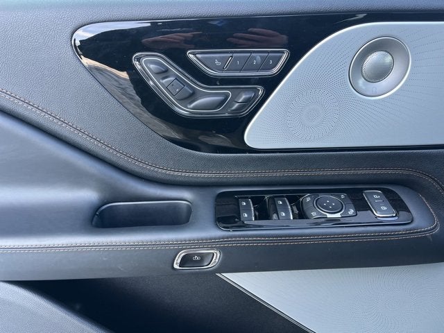 2025 Lincoln Aviator Black Label