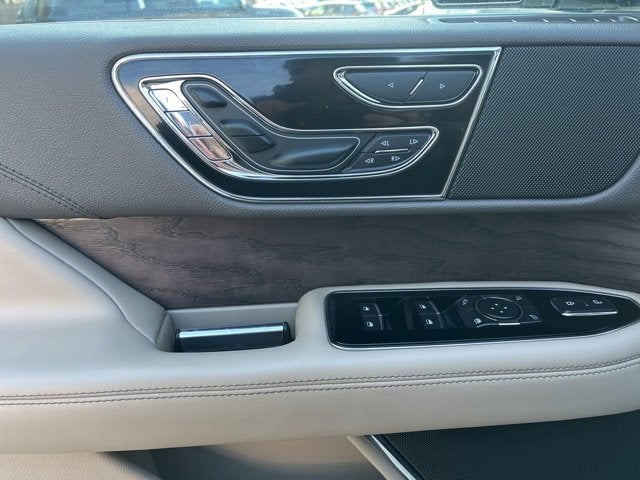 2022 Lincoln Navigator L Reserve