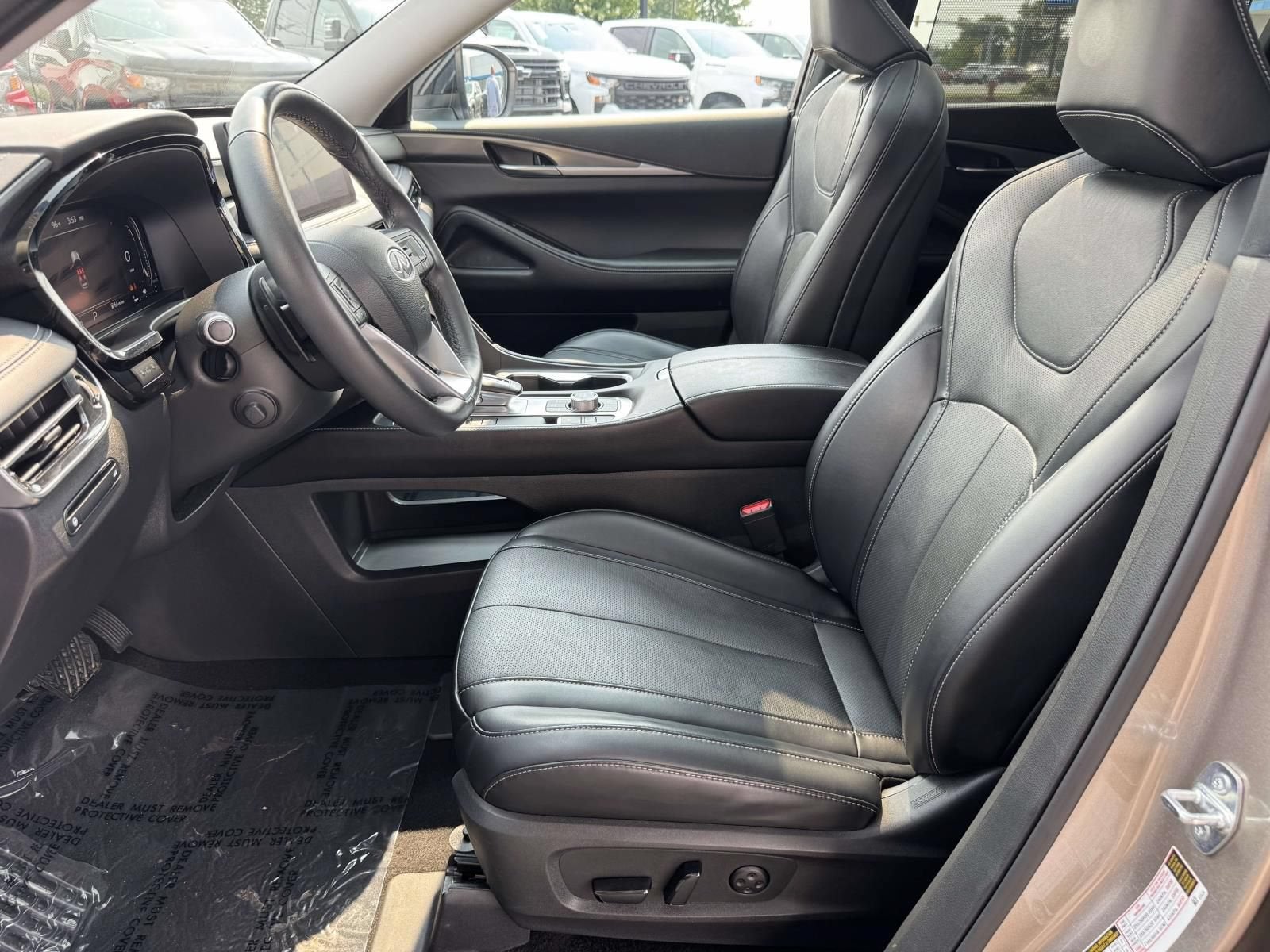 2023 INFINITI QX60 LUXE AWD