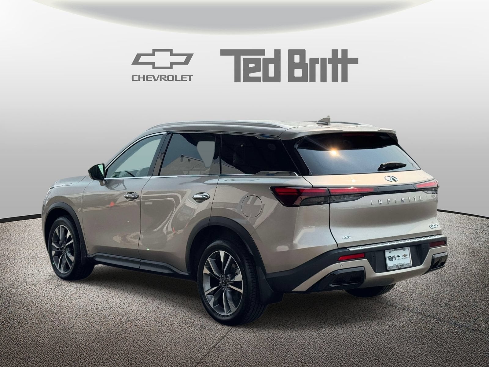 2023 INFINITI QX60 LUXE AWD