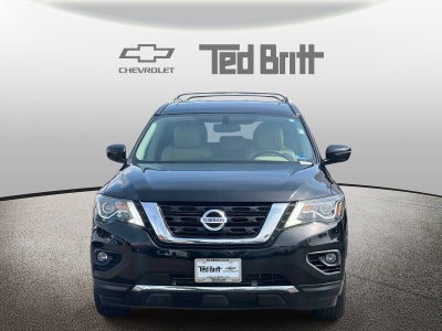 2017 Nissan Pathfinder Platinum