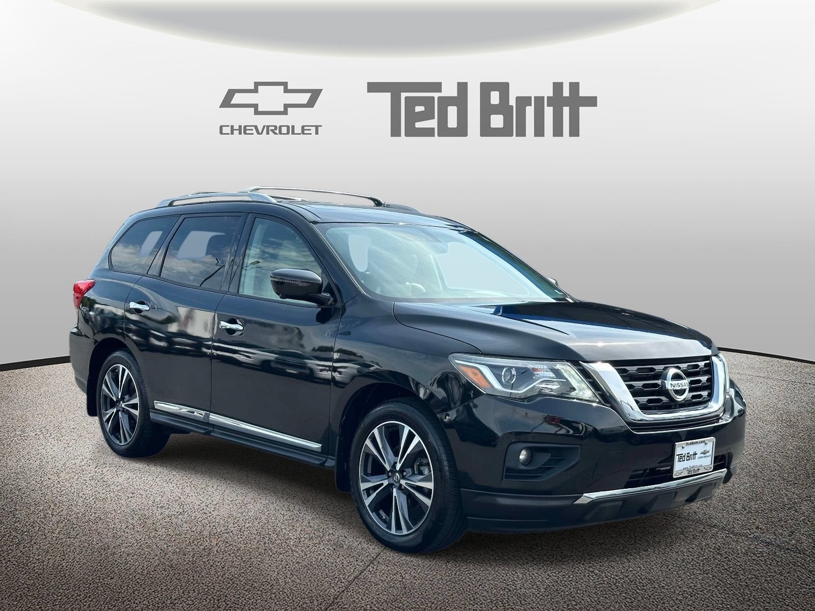 2017 Nissan Pathfinder Platinum