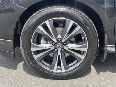 2017 Nissan Pathfinder Platinum