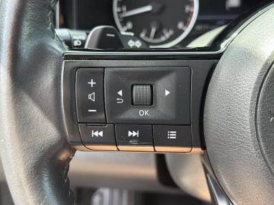 2022 Nissan Pathfinder SL 4WD