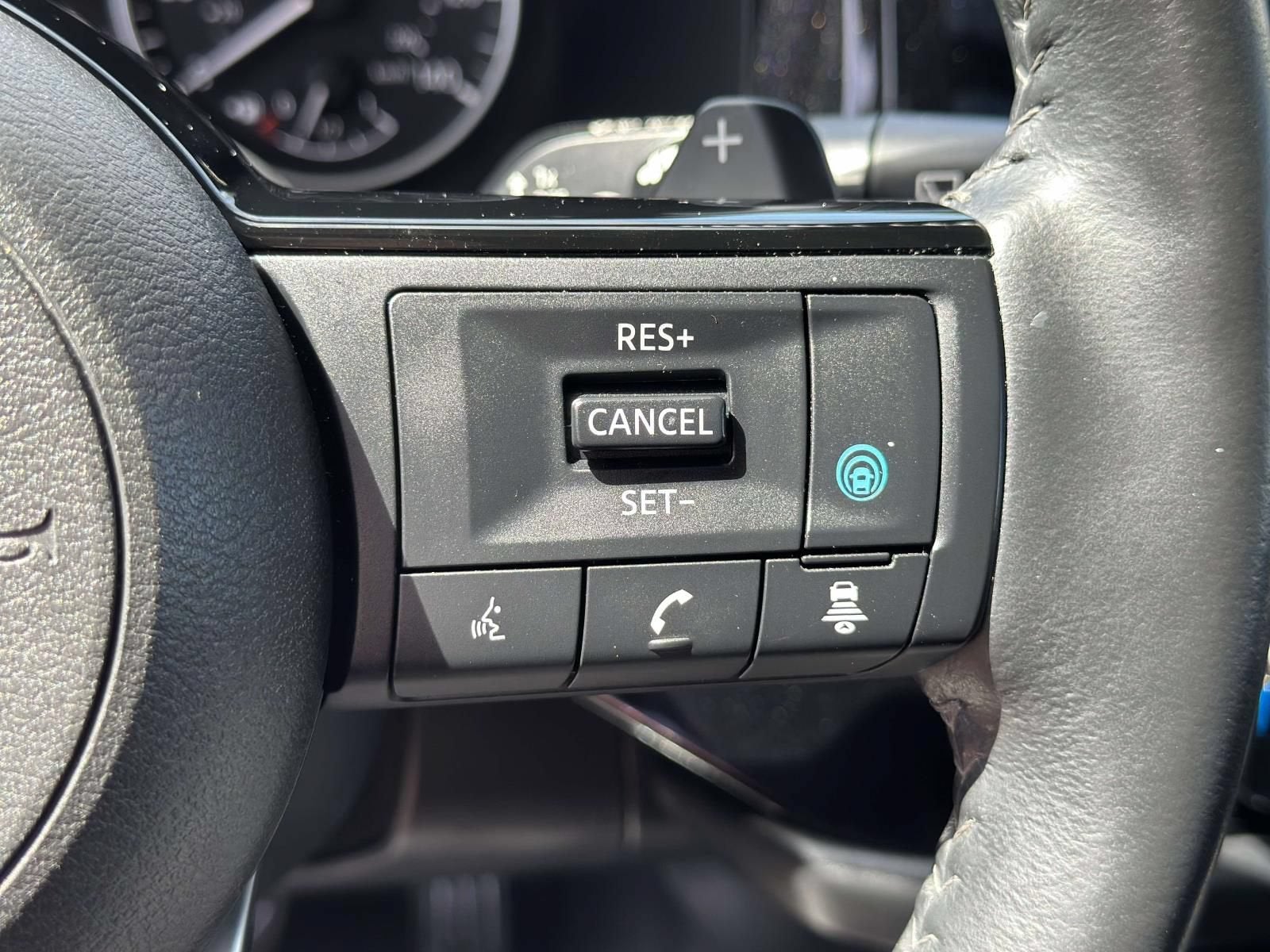 2022 Nissan Pathfinder SL 4WD