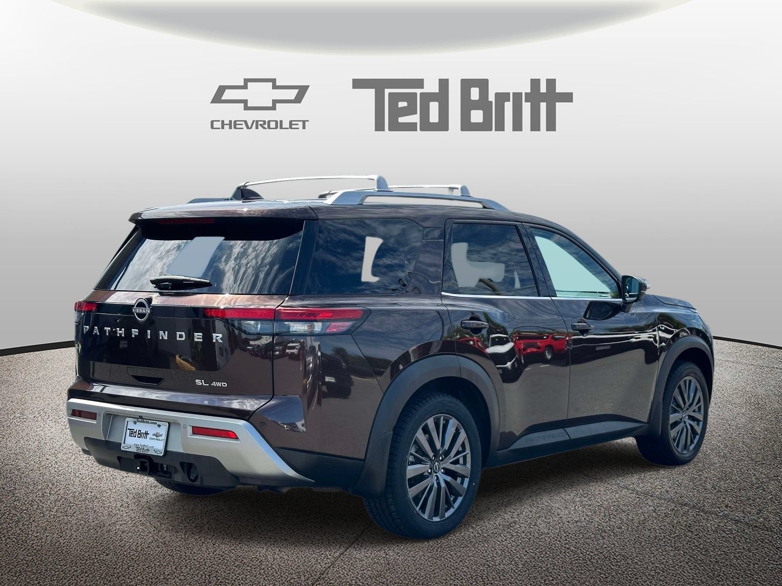 2022 Nissan Pathfinder SL 4WD