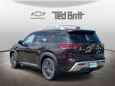 2022 Nissan Pathfinder SL 4WD